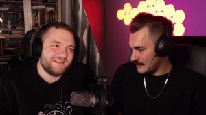 Юлик и Кузьма играют в Дочки-Матери