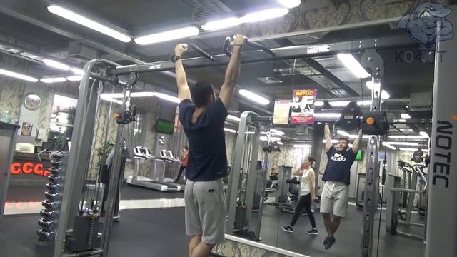 ПРАКТИКА В МФЦ | ТРЕНИРОВКА СПИНЫ И ТРИЦЕПСА | VLOG #3 смотреть онлайн