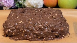 Я всегда хожу в гости с этим шоколадным чудом, очень просто и вкусно.