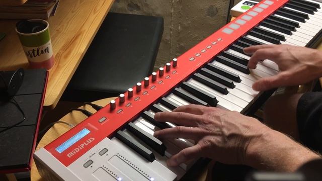 Midiplus X6 Pro Demo смотреть онлайн