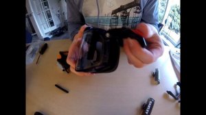 How to prepare an Oakley Airbrake Roll-off Goggle