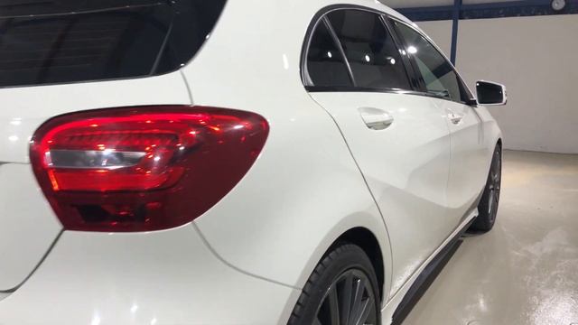 Mercedes A180 AMG Line Walk-Around смотреть онлайн