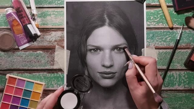 АСМР макияж для фото, близкий шепот • ASMR макияж журналу, трейсинг, звук бумаги, косметика