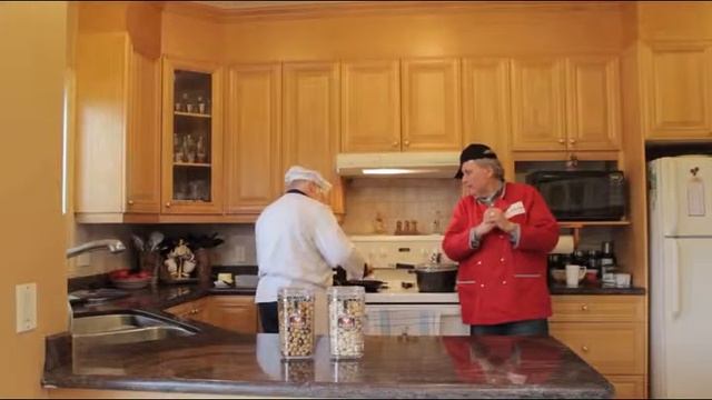 Roasting Basse Nuts: Pistachios, Pine nuts & Marcona Almonds смотреть онлайн