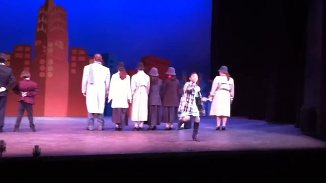 Ciana's solo in Annie musical, role of "Star to be" смотреть онлайн