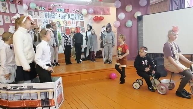 Спектакль Тараканище