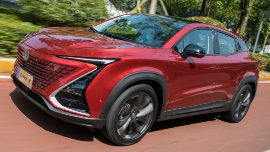 Changan снижает цены на весь модельный ряд: производитель планирует потеснить лидеров