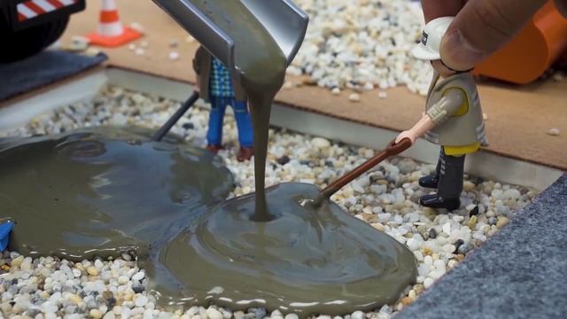 Road construction | Cement mixer | Wheel loader | Crane | Toys for Kids смотреть онлайн