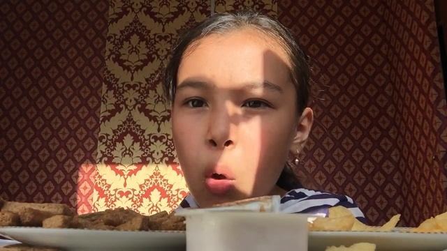 МУГБАНК/ АСМР/видео с братом(чипсы кирешки)