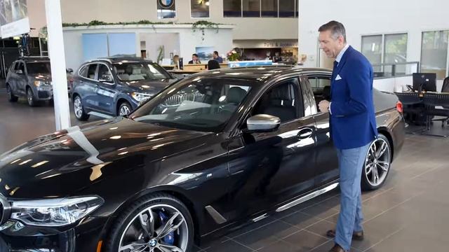 BMW 2018 M550xi - Walk Around смотреть онлайн