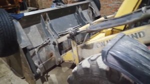 Ремонт CASE 695 SUPER R и NEW HOLLAND LB110B