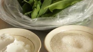 Пирог с начинкой из щавеля