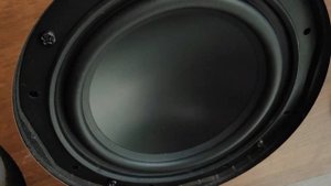 MartinLogan Motion Foundation F1 | floor-standing speaker that combines technology and beauty