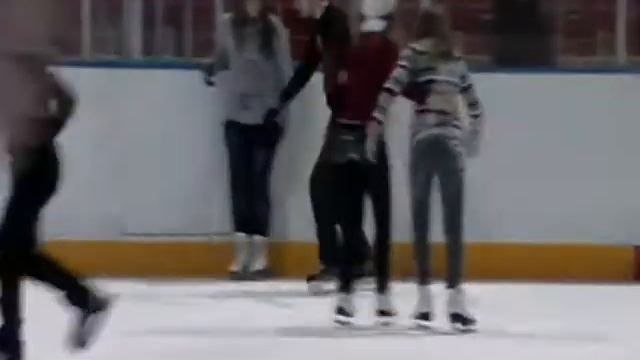 Никогда ничего не бойся! Never be afraid of nothing!