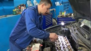 Установка ГБЦ на Вольво С30 с мотором 2,4.