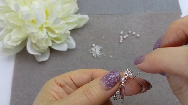 Плету КОЛЕЧКИ с кристаллами! Плетение из бусин Показываю как плести Архивное видео
