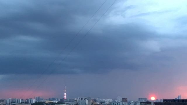 Гроза уходит из #соколинаягора #вао но чуть-чуть 🤏