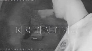 Мужчина за деньги заманил семиклассниц в подъезд и совершил развратные действия