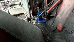 ЮМЗ меняю передний мост.