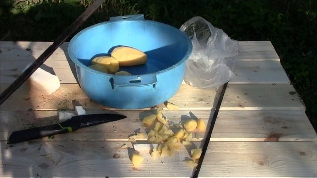 картошка с салом на углях смотреть онлайн