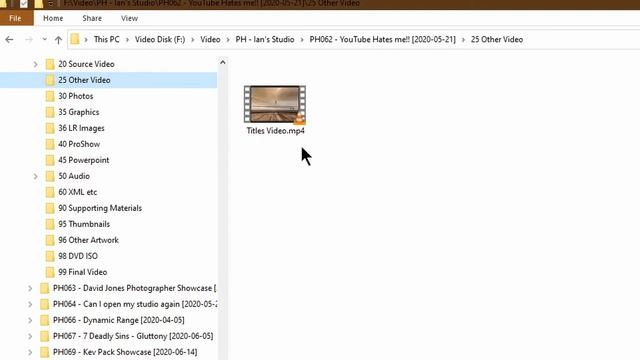 DaVinci Resolve for Beginners - Organising your files смотреть онлайн