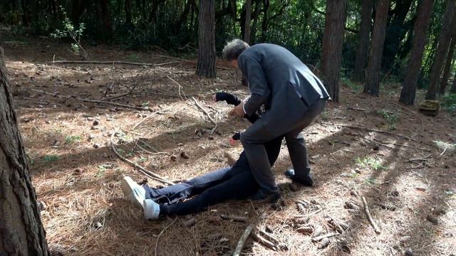 Symbolic therapy / Non-verbal hypnosis in the forest смотреть онлайн