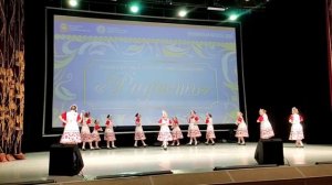 "Веселитеся, подружки!"