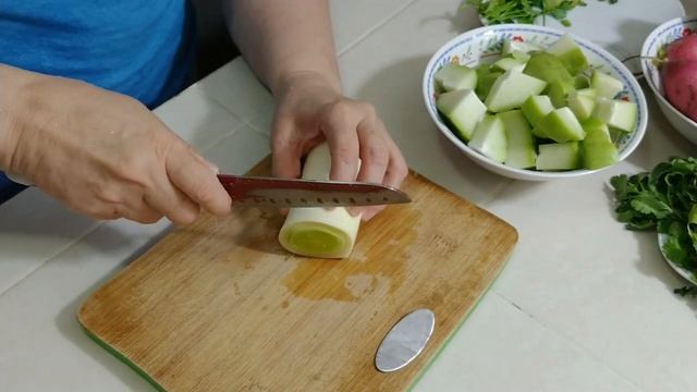 Pescado en Caldo con Verduras смотреть онлайн
