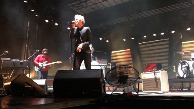 Spoon - I Turn My Camera On (2018-03-10) смотреть онлайн