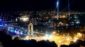 Гул ба оби чуй вакте ки хумори мешавад