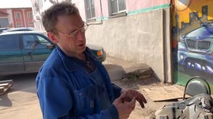 Демонтаж бака и замена топливного насоса Volvo s80 с мотором 3,2.