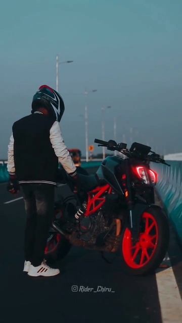 #riderchiru #ktm #bikes #ktmduke #ktmduke390 #duke390 #neon  #rider #khillibuzzchiru #shorts смотреть онлайн