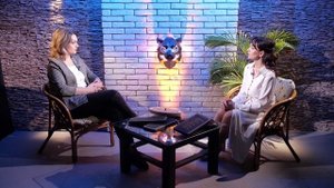 Интервью на ТВ с мастером гвоздестояния: Алеся Прусова