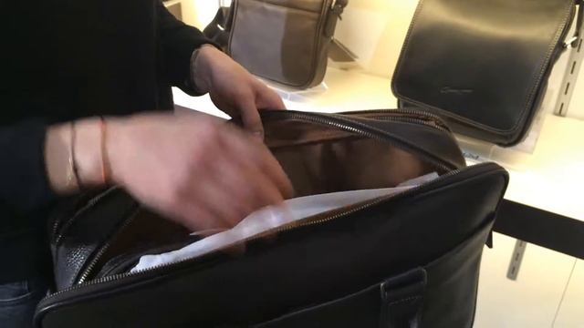 Gérard Hénon смотреть онлайн