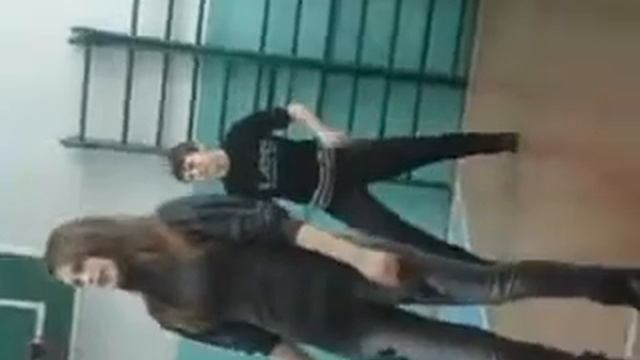 крута чувіха смотреть онлайн