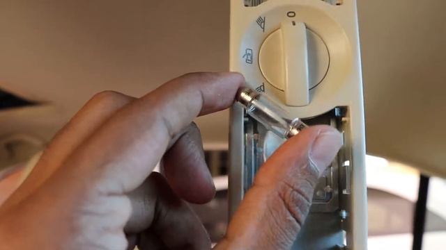 TROCANDO AS LÂMPADAS INTERNAS POR LED NO JETTA смотреть онлайн