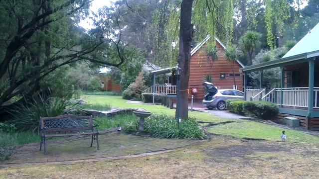 Riverglen Chalets Margaret River смотреть онлайн
