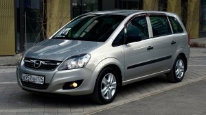 Opel Zafira 2011