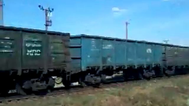 2ТЭ10М-2831 грузовой состав смотреть онлайн