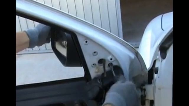 Como Cambiar el Retrovisor de un coche смотреть онлайн