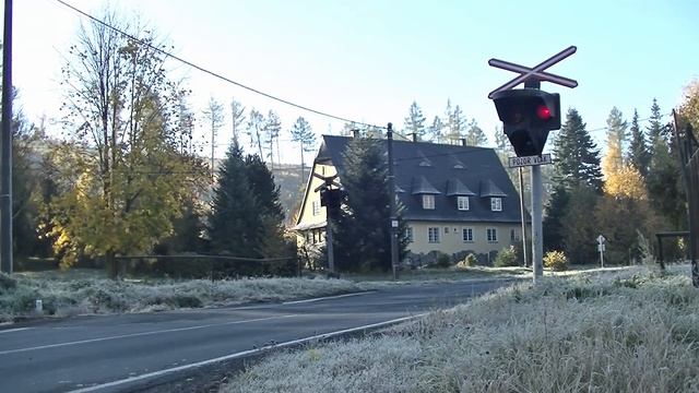 Železniční přejezd VÚD Karlovice смотреть онлайн