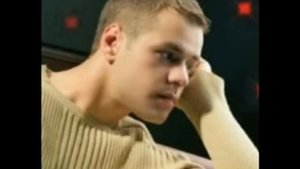 Engin Nurşani - Kara Gözlüm (Deka Müzik)