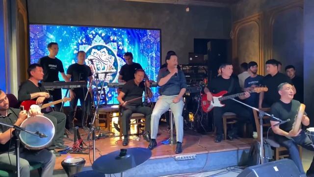 ОТАБЕК МУХАММАДЗОХИД. ЙОР ЙОР OTABEK MUHAMMADZOXID YOR YOR TOYDSJONLI IJRO 05.05.2023 смотреть онлайн