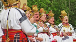 ансамбль села Подсереднее (Белгородская обл.) - интервью