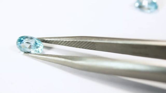 Цирконы 1,66 натуральные / природные (Камбоджа) смотреть онлайн