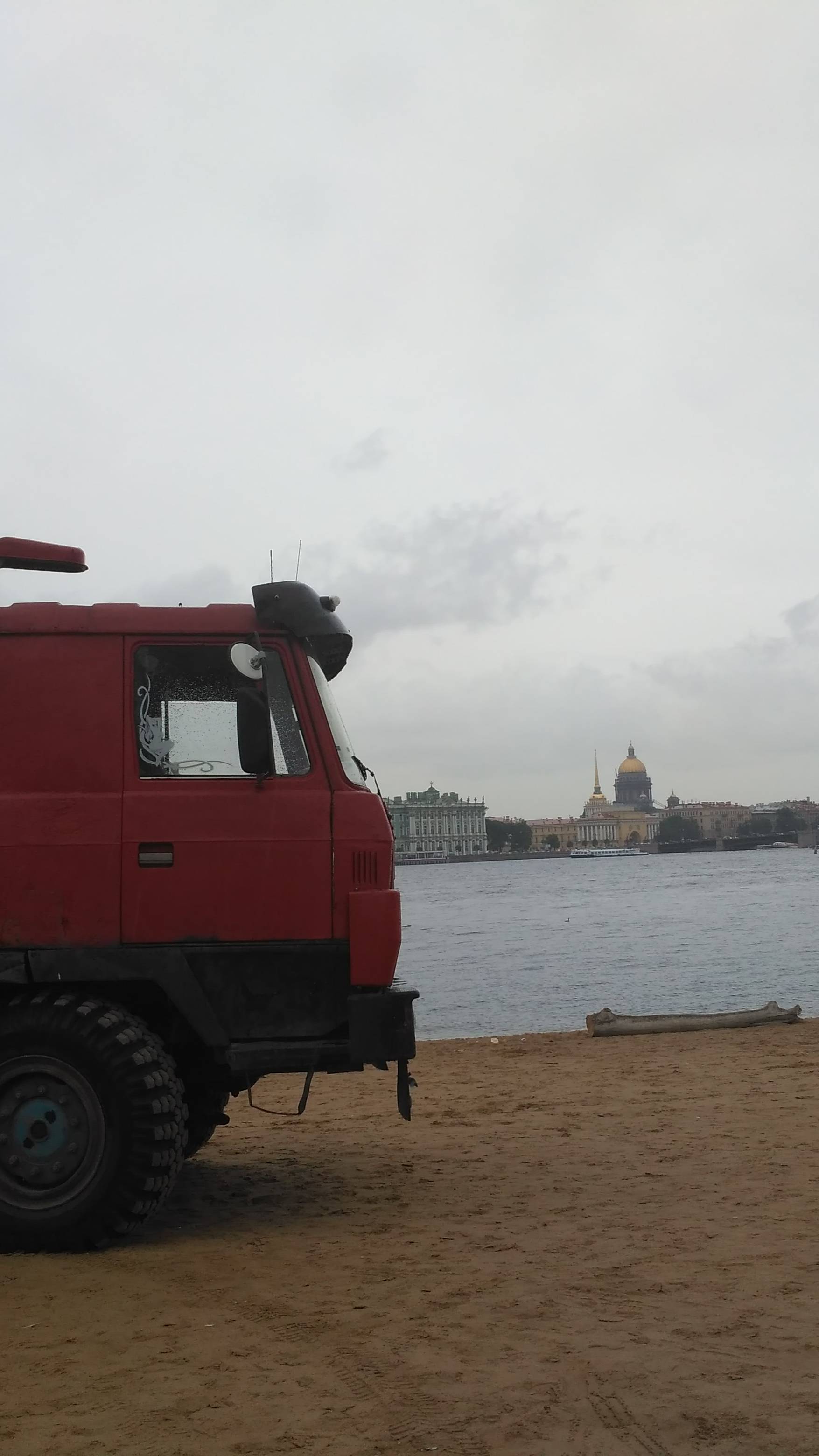 TATRA 815