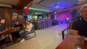 Идем вечером в Бар Летов. Анапа