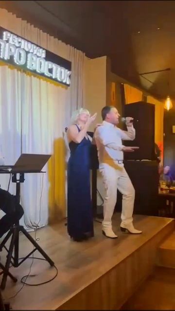 Песня Королева сл.Ирина Зорина-Заря муз.Сергей Братский исп. Александр Югорский припев