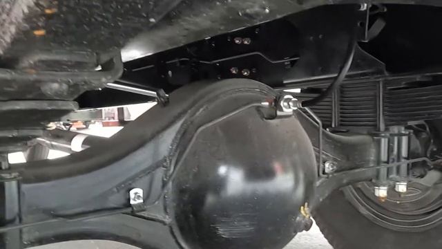 Hino 5.3 Tấn Gác Cần Cẩu UNIC 370 4 Khúc Thùng 6m1 Chở Sắt смотреть онлайн