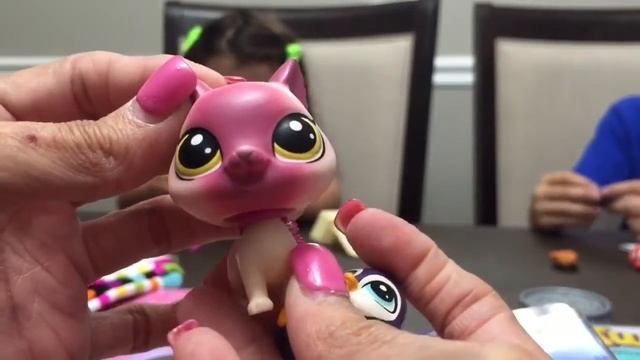 Huge UNBOXING SWEET SUITE SWAG BOX! Part 2! Splashings Gemlins The Grossery Gang Twosies  more!